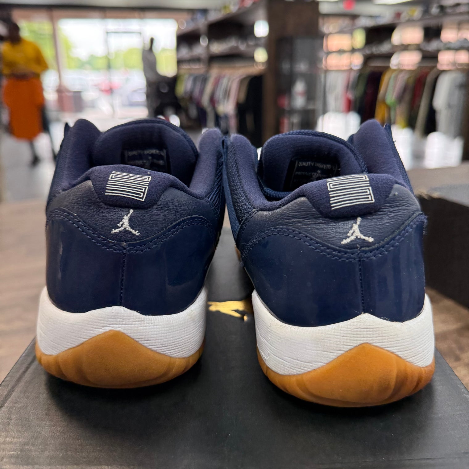 Navy Gum Jordan 11 Low (GS) (USED, Replacement Box)