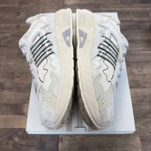 adidas Response CL Bad Bunny Wonder White - Image 5