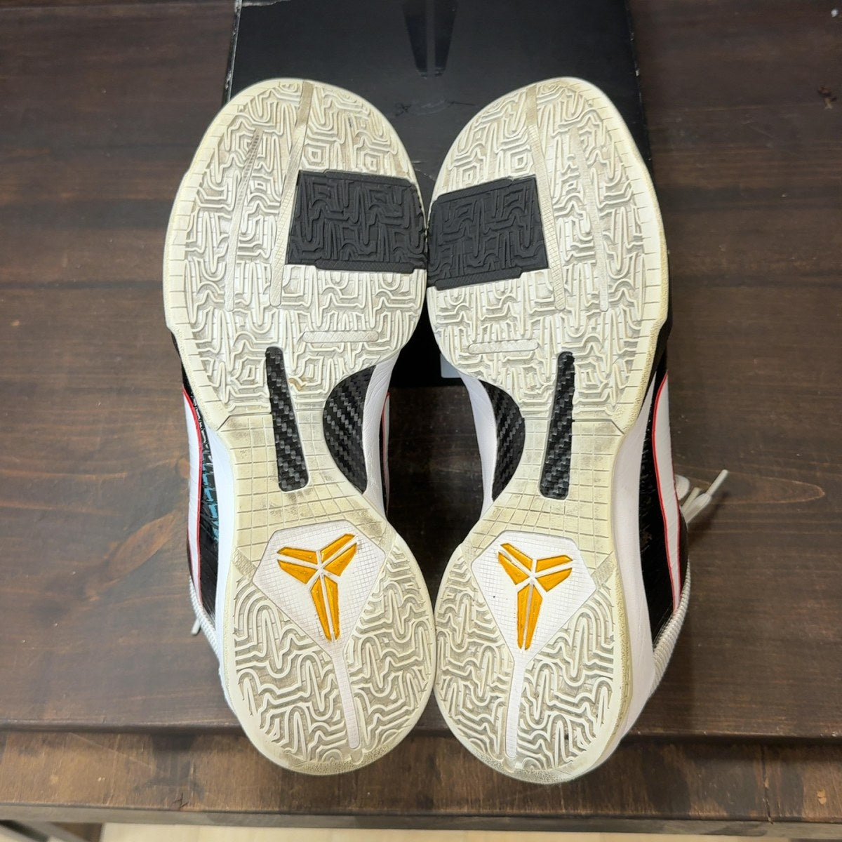Nike Kobe 5 Protro Bruce Lee Alternate - Image 8