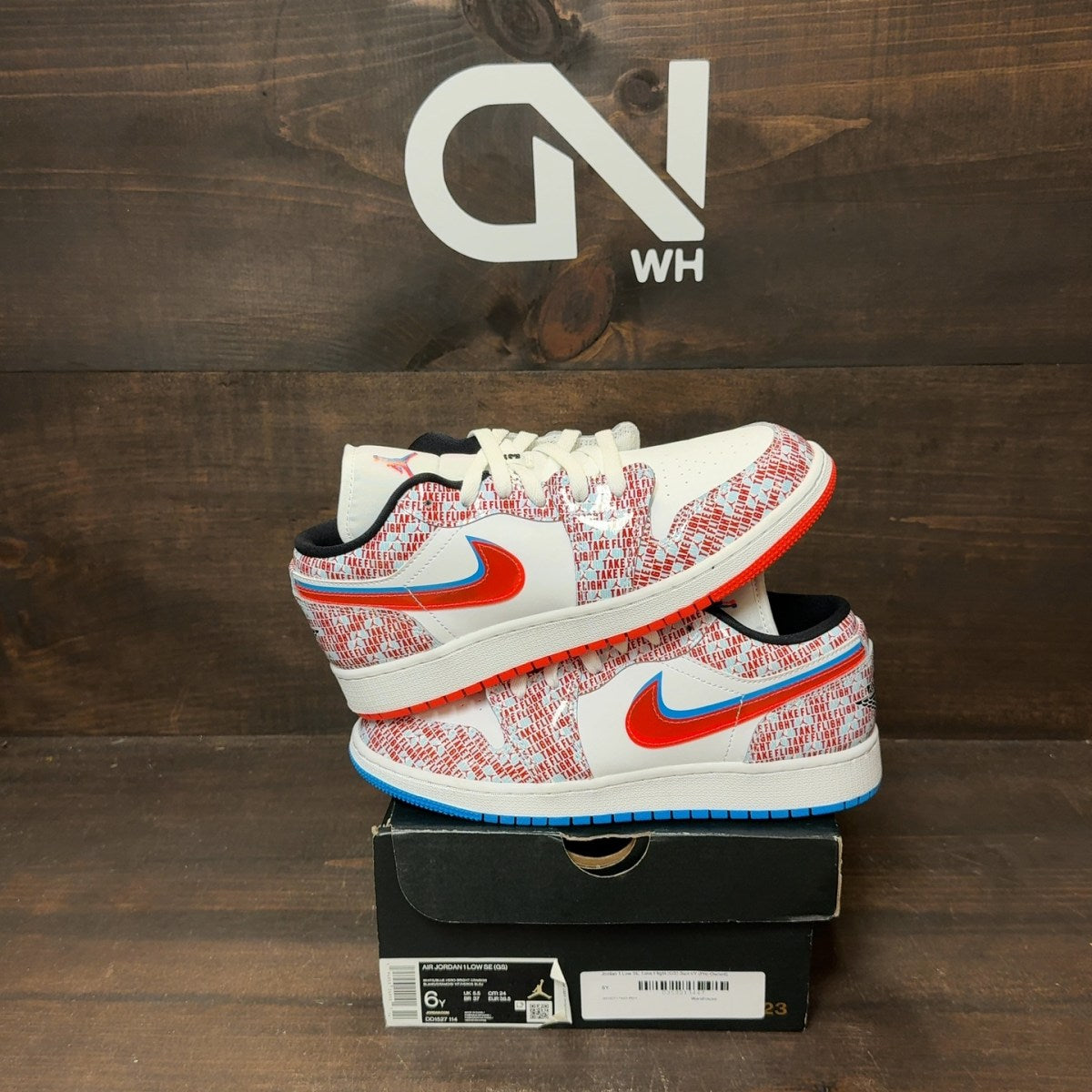 Jordan 1 Low SE Take Flight (GS) - Image 1