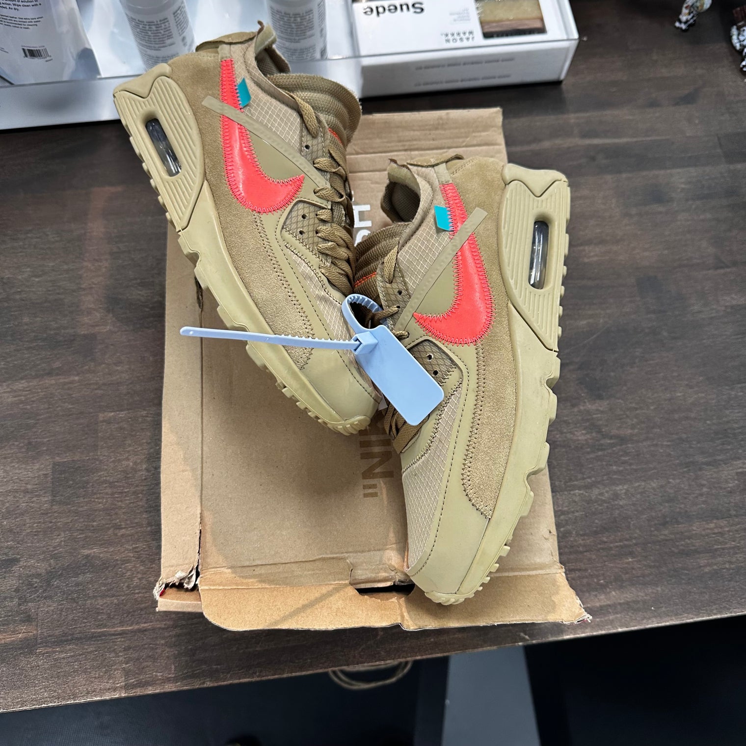 Dessert Ore Off-White Nike Max 90 (Damaged Box)