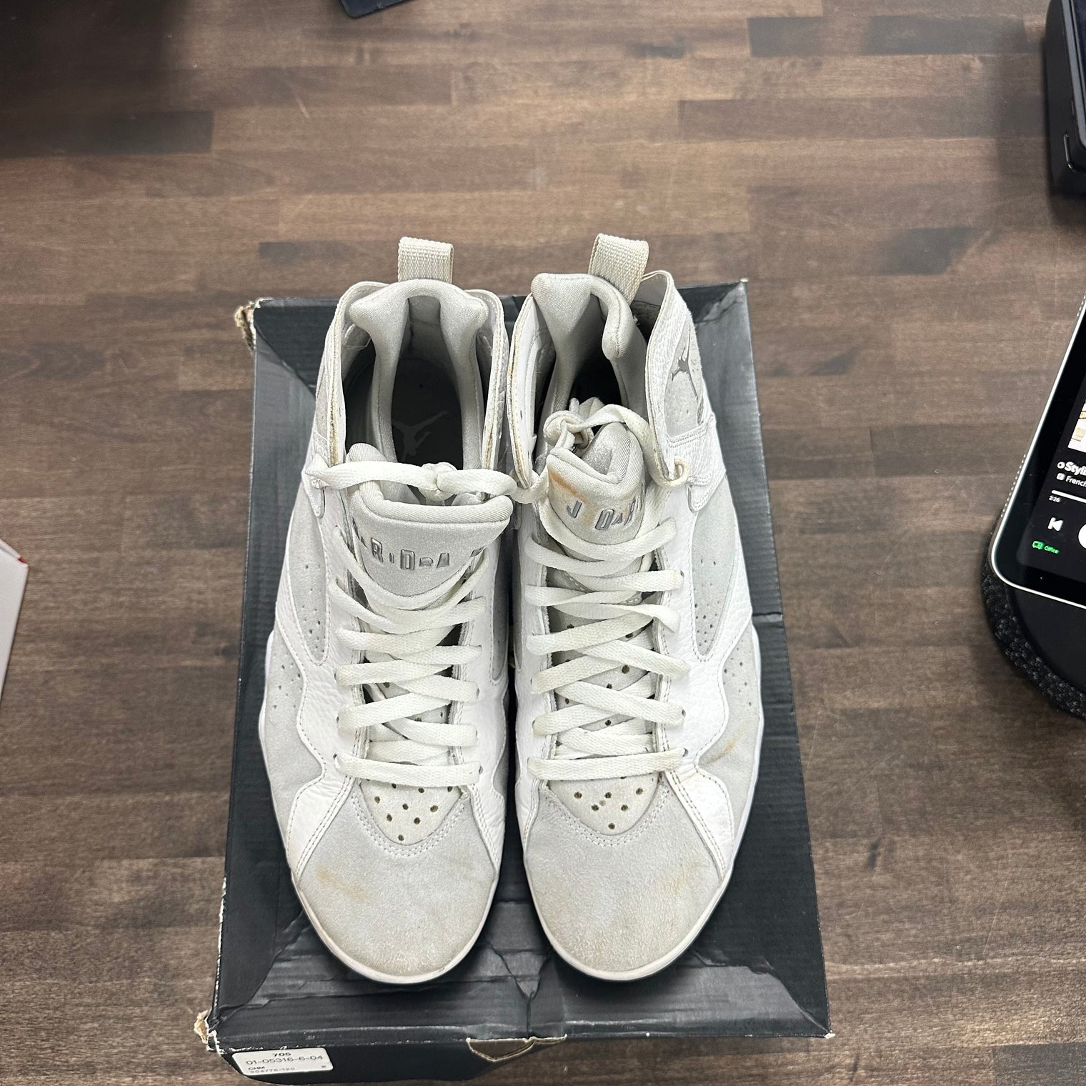 Jordan 7 Retro Pure Platinum (US 8.5) (USED)