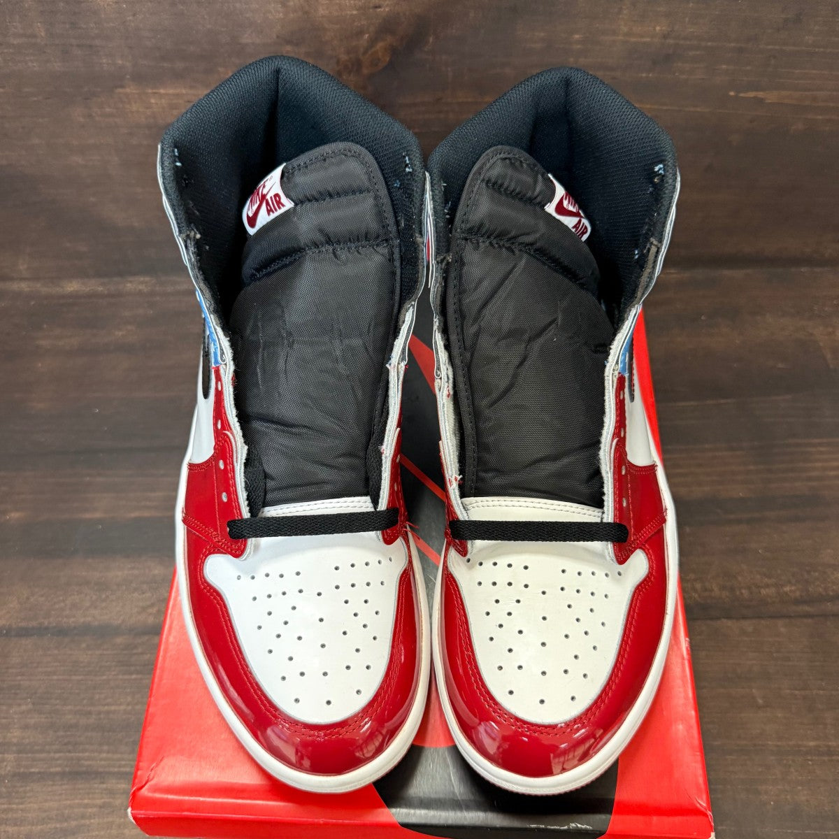 Jordan 1 Retro High Fearless UNC Chicago - Image 2
