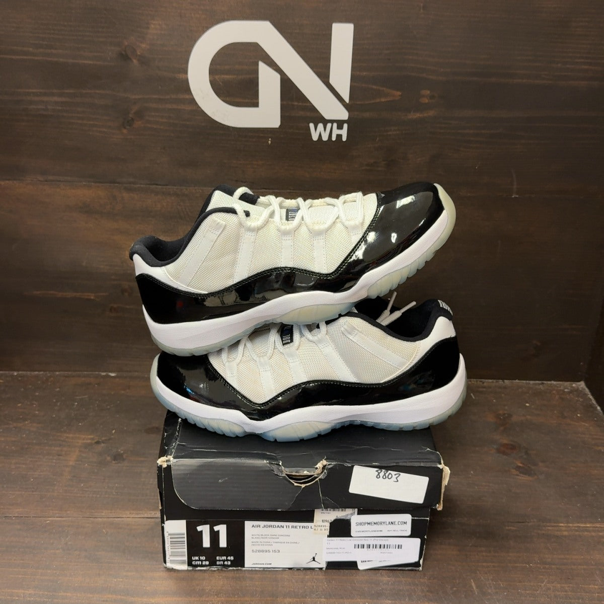 Jordan 11 Retro Low Concord - Image 1