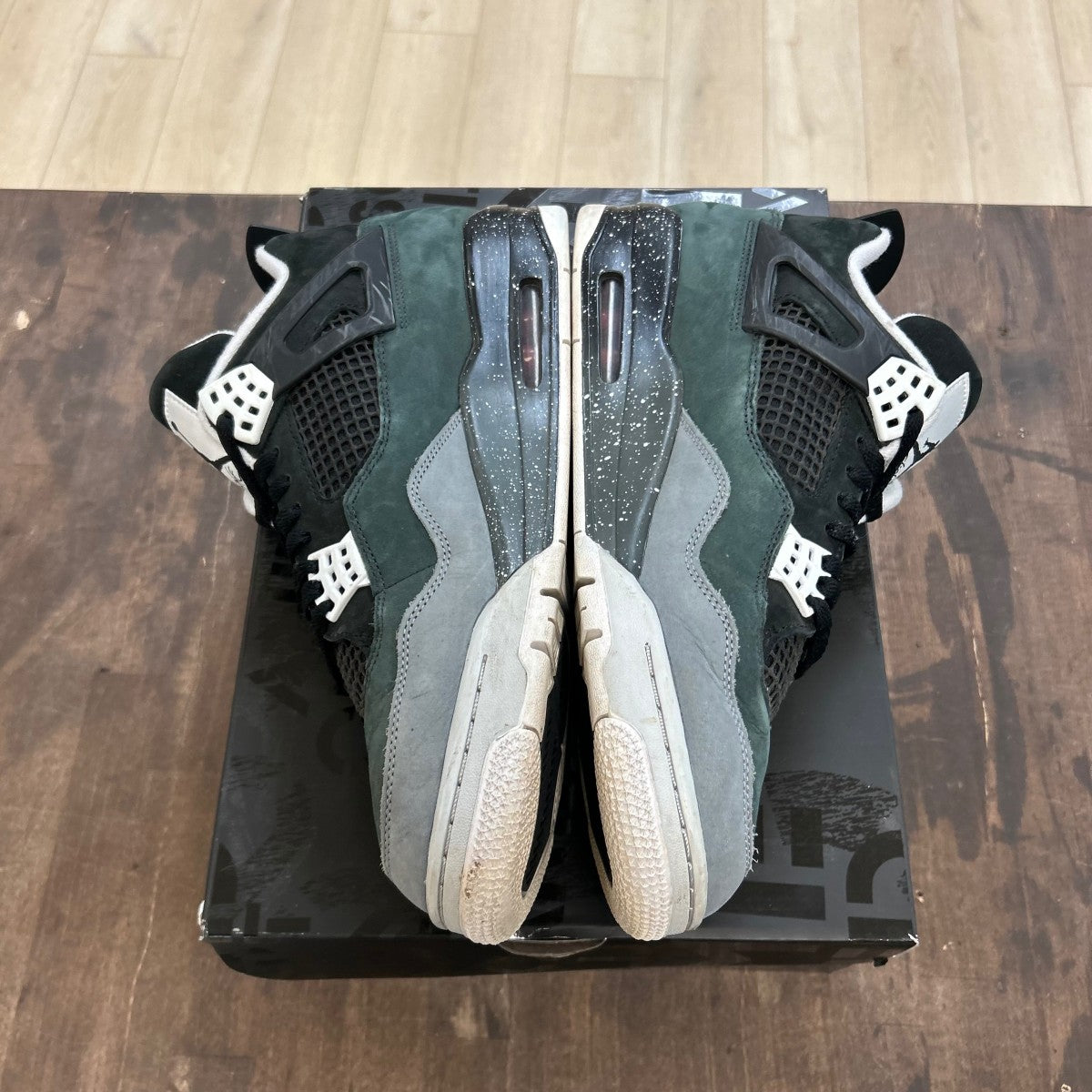 Jordan 4 Retro Fear (2024) Size 12 (Pre-Owned)