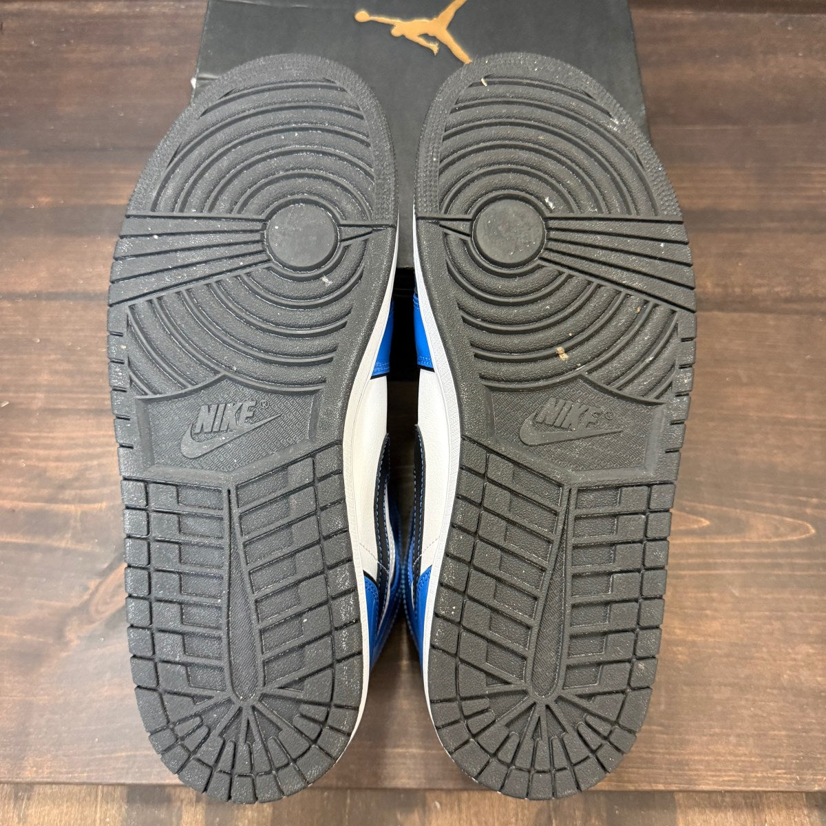 Jordan 1 Mid Signal Blue - Image 5