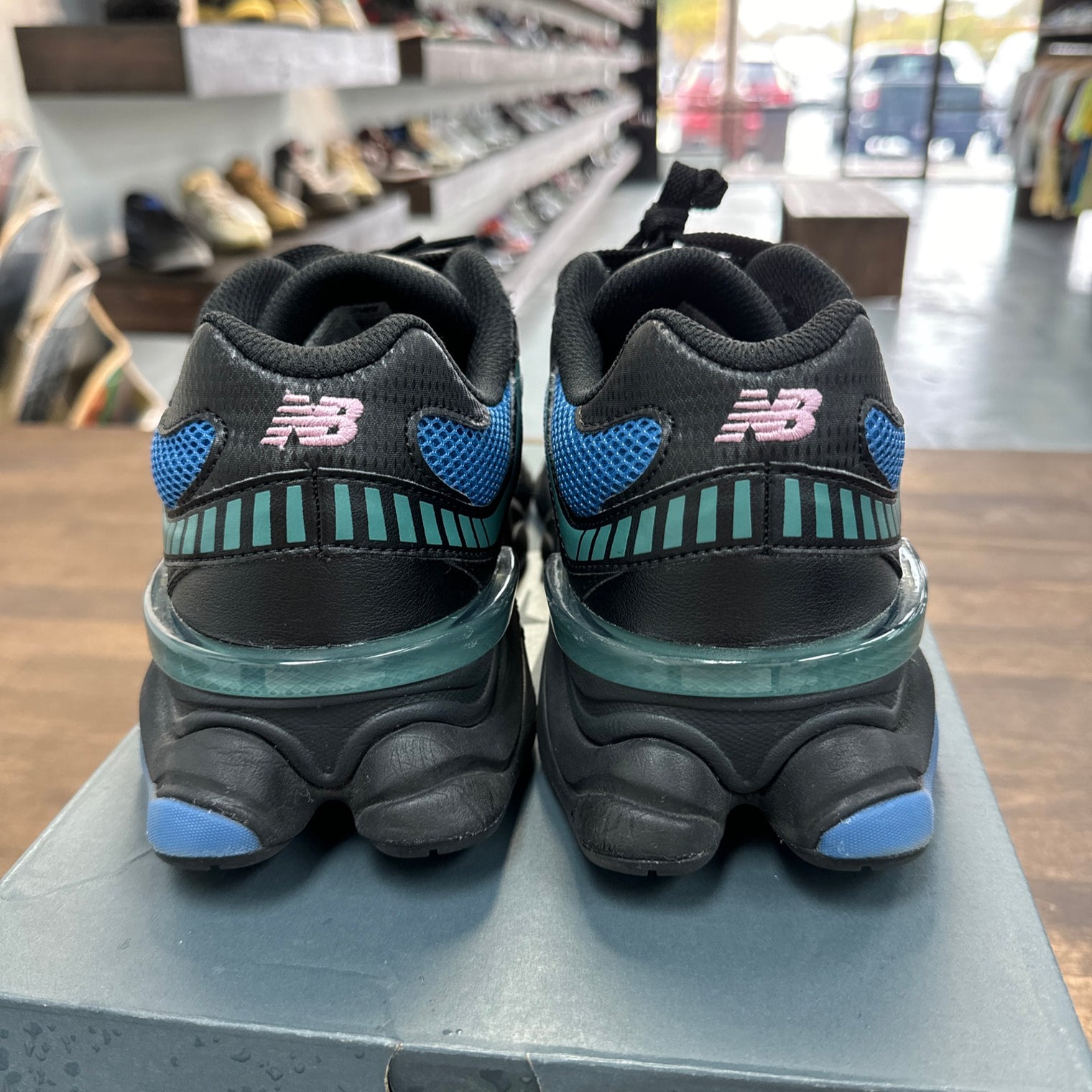 New Balance 9060 Blue Algate (USED)