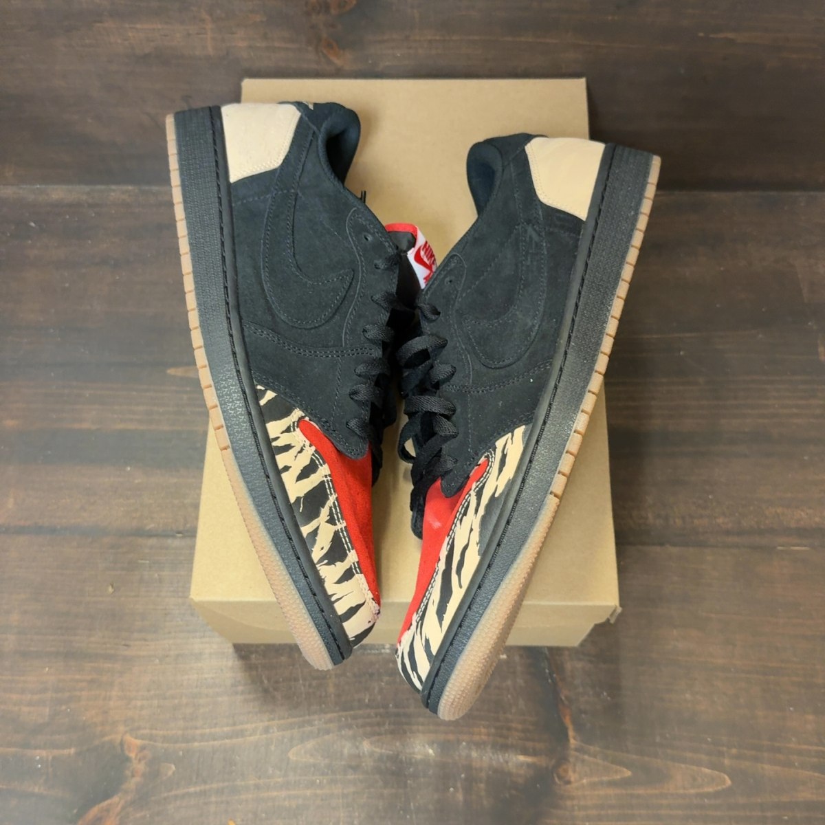 Jordan 1 Retro Low OG SP SoleFly Size 14 (Pre-Owned) - Image 2