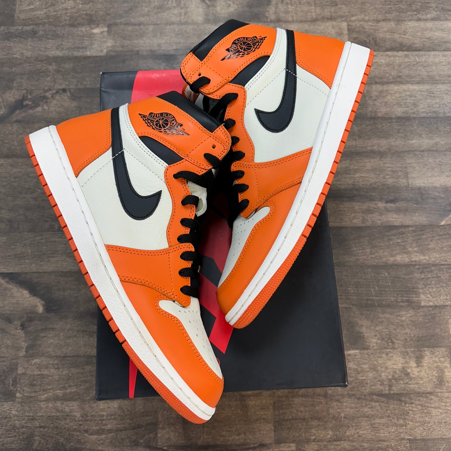 Reverse Shattered Backboard Jordan 1 High (USED)
