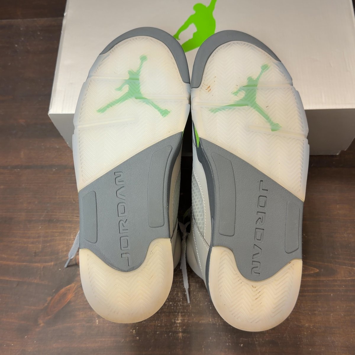 Jordan 5 Retro Green Bean (2022) Size 11.5 (Pre-Owned) - aux