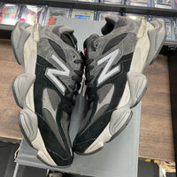 Black Castlerock Grey New Balance 9060 (USED)