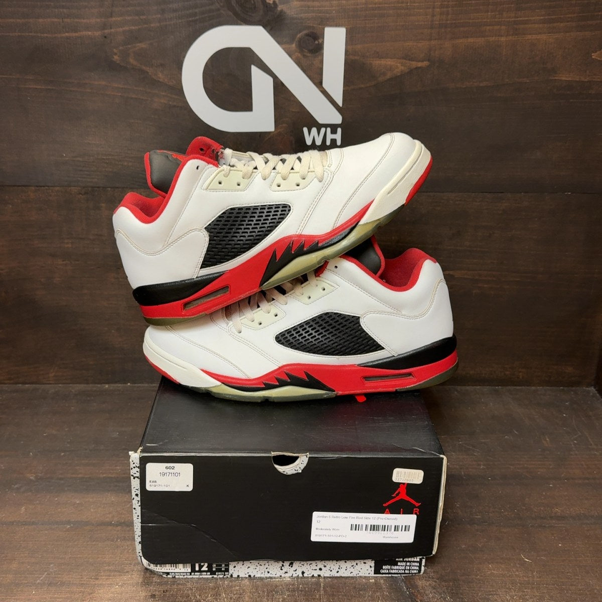 Jordan 5 Retro Low Fire Red Size 12 (Pre-Owned) - front