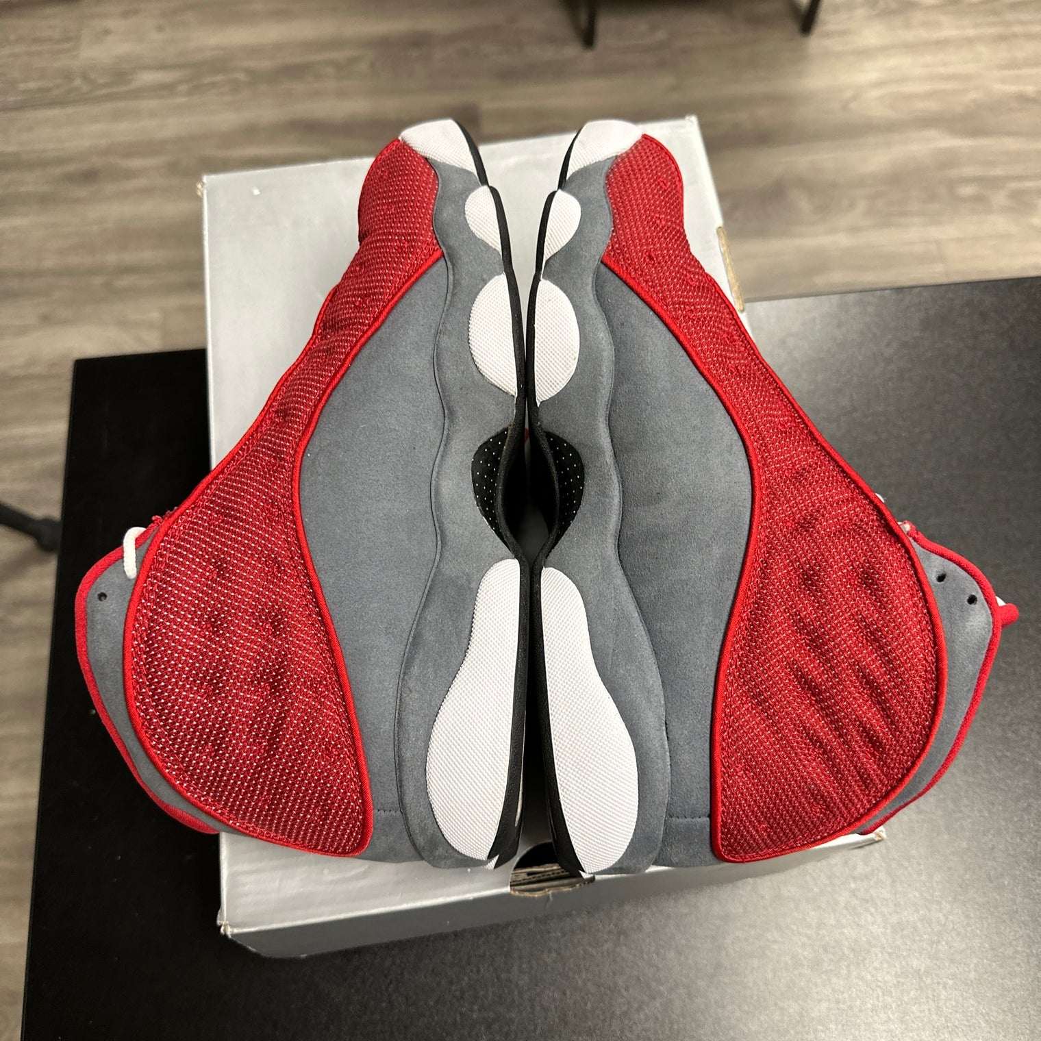 Gym Red Flint Jordan 13 (USED)