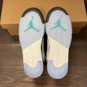 Jordan 5 Retro Grape (2025) (GS) Size 5Y - Image 6