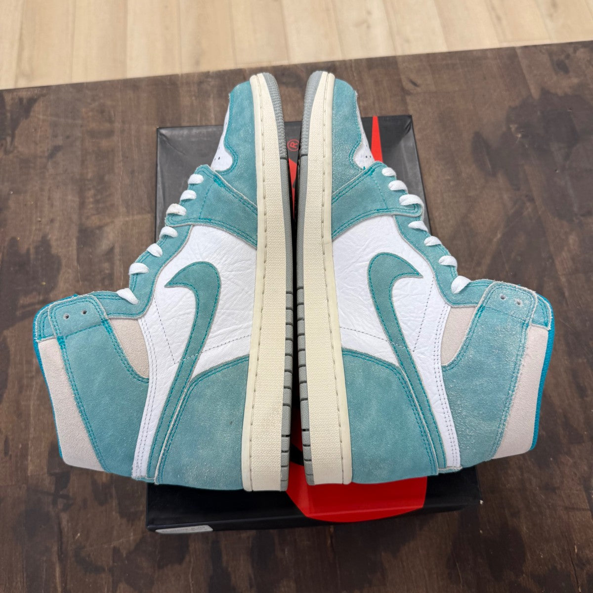 Jordan 1 Retro High Turbo Green - Image 4