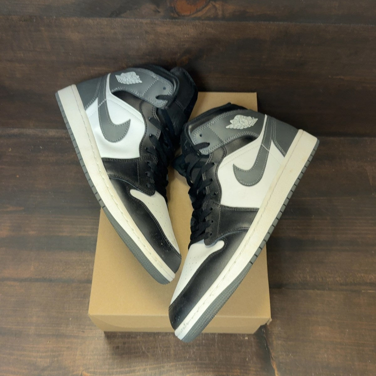 Jordan 1 Mid Black White Iron Grey Size 13 (Pre-Owned) - Image 2