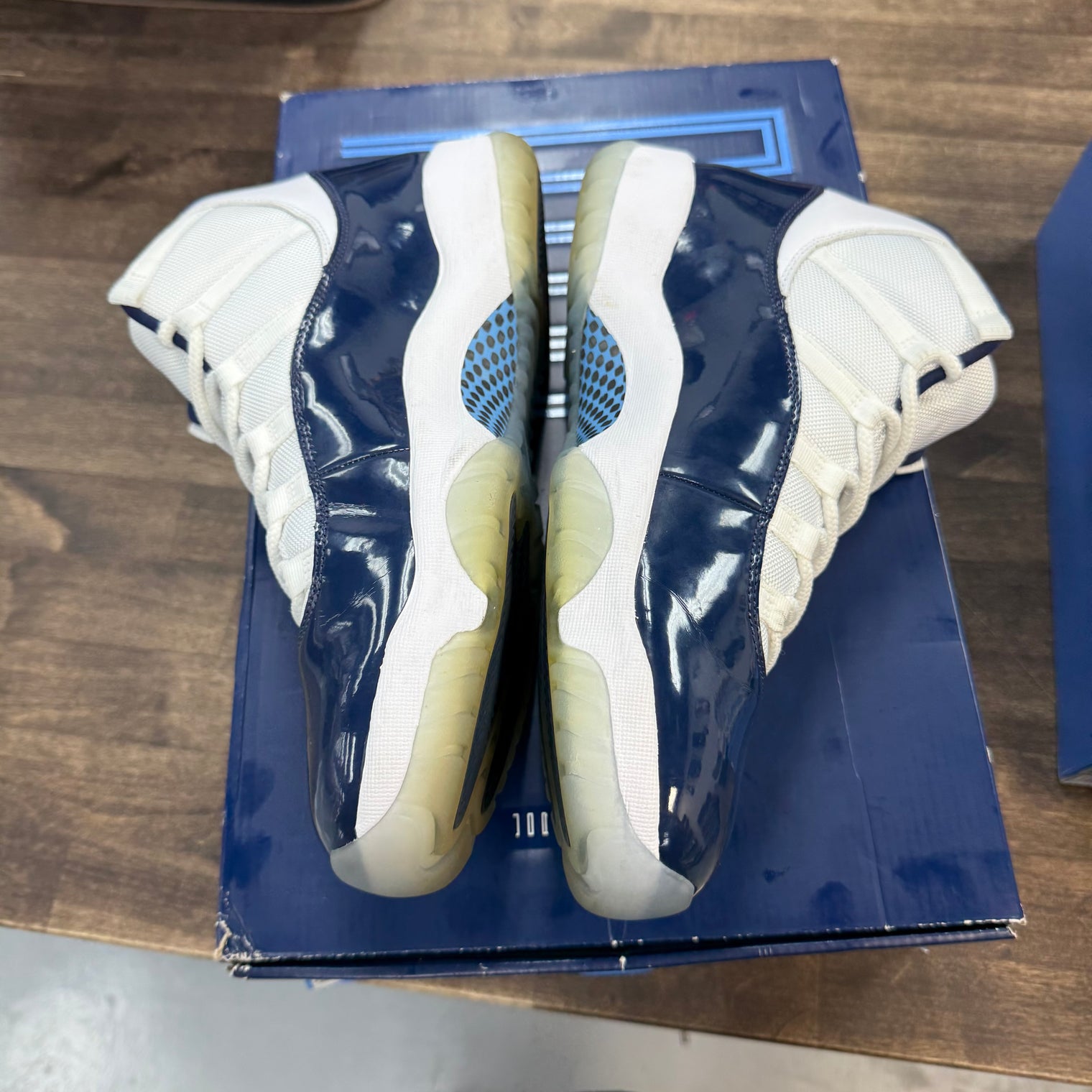 Win Like 82 Jordan 11 (USED)