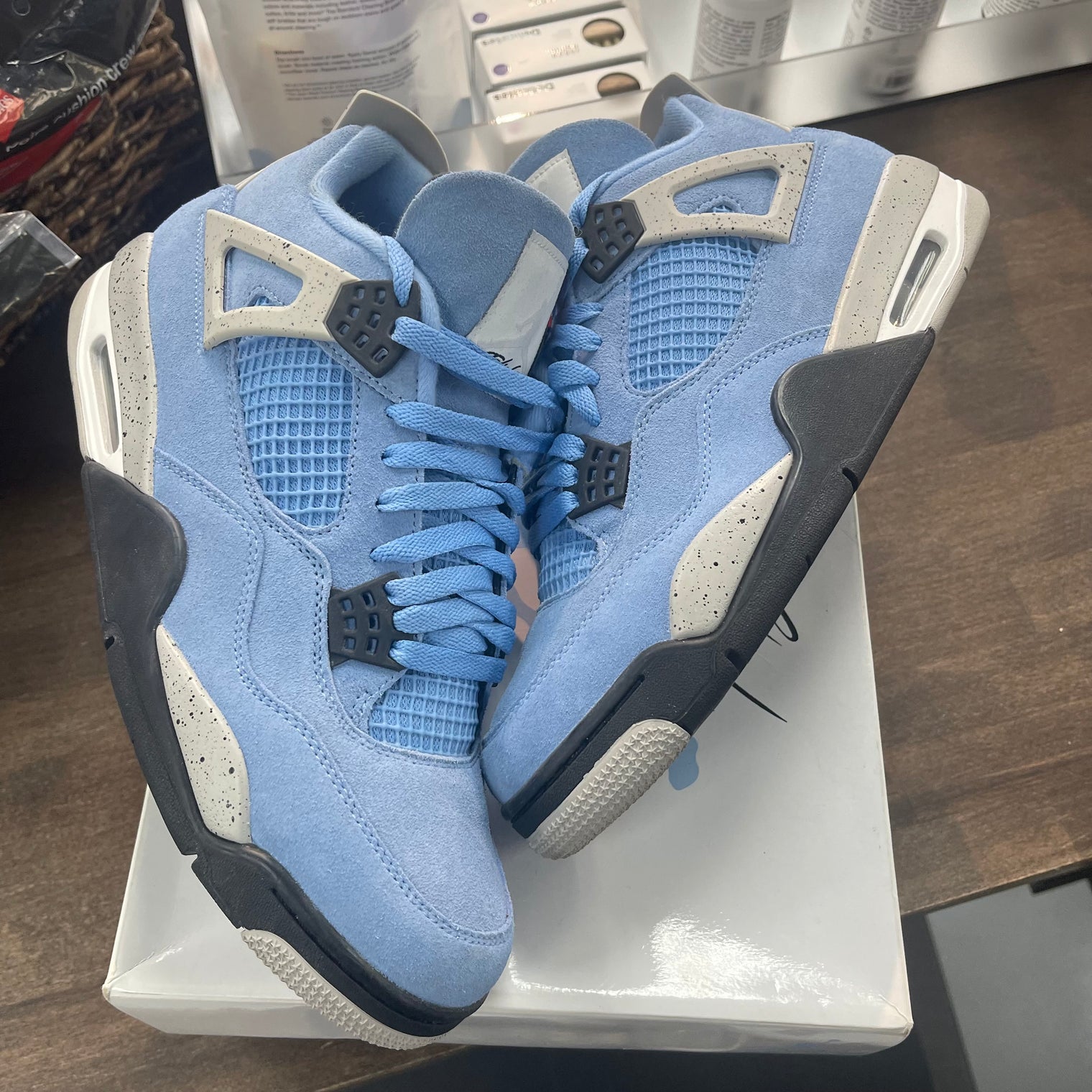 University Blue Jordan 4 (USED)