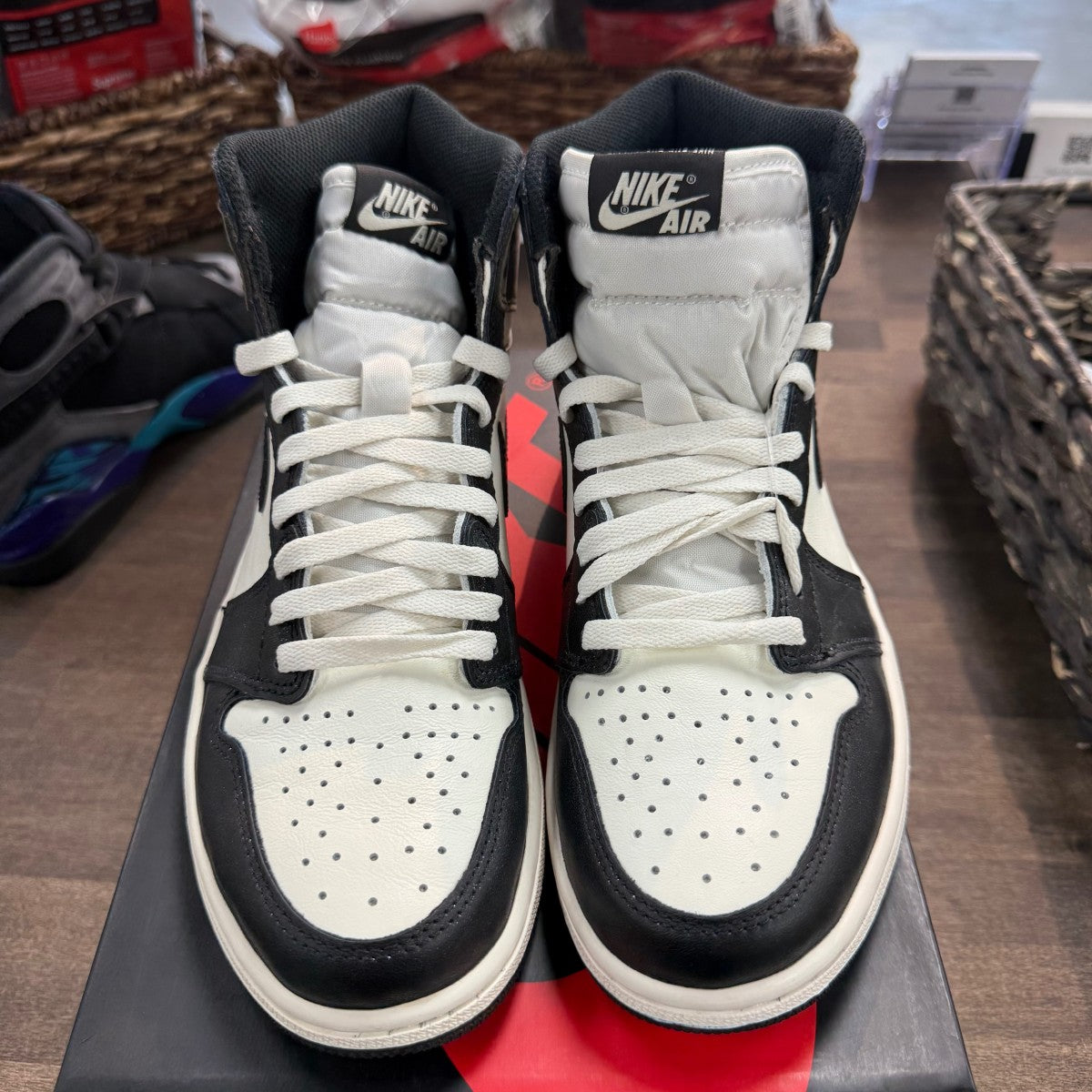 Jordan 1 Retro High Dark Mocha - Image 3