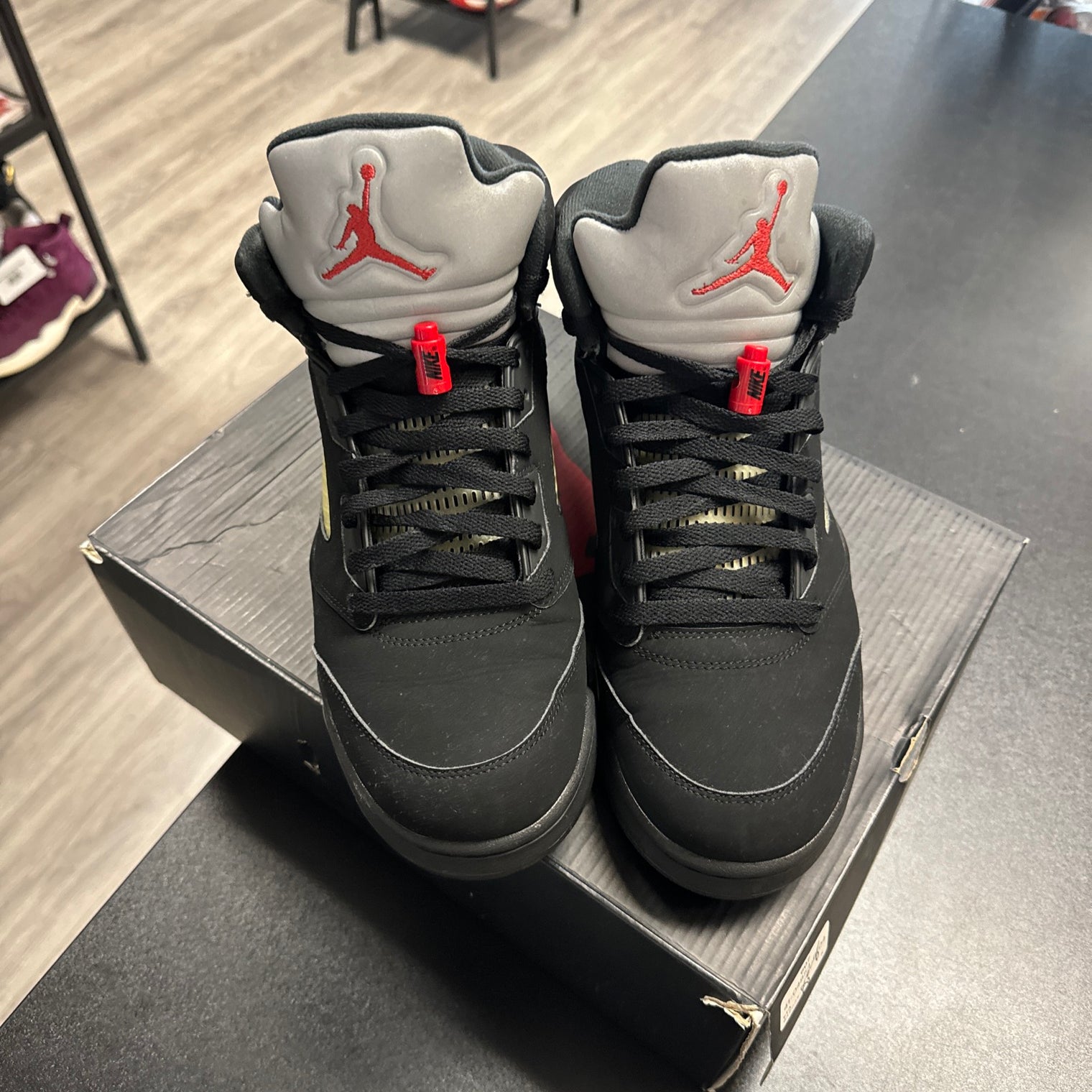 Jordan 5 Black Metallic (USED) (Replacement Box)