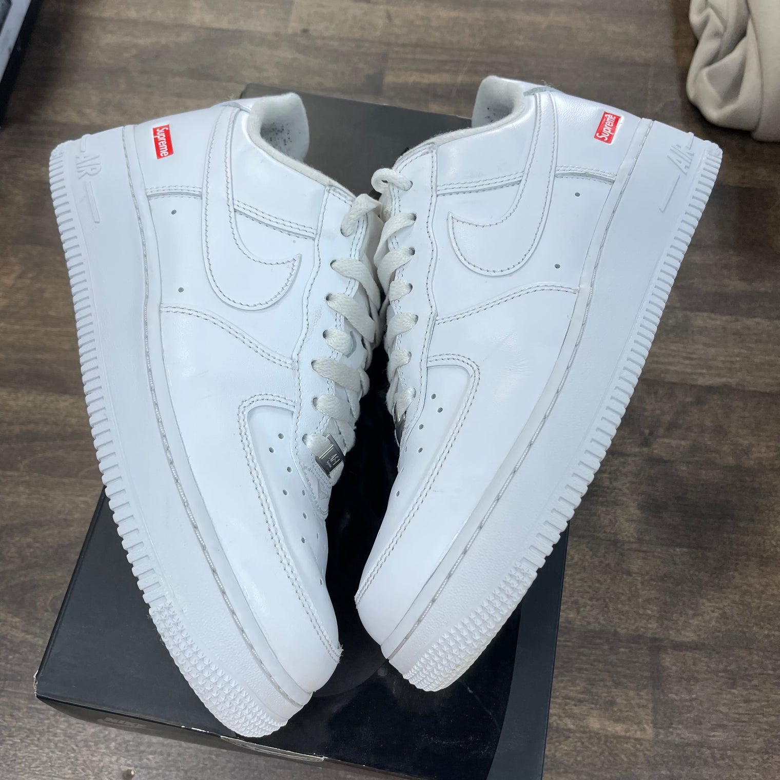 Supreme Air Force 1 White (USED)
