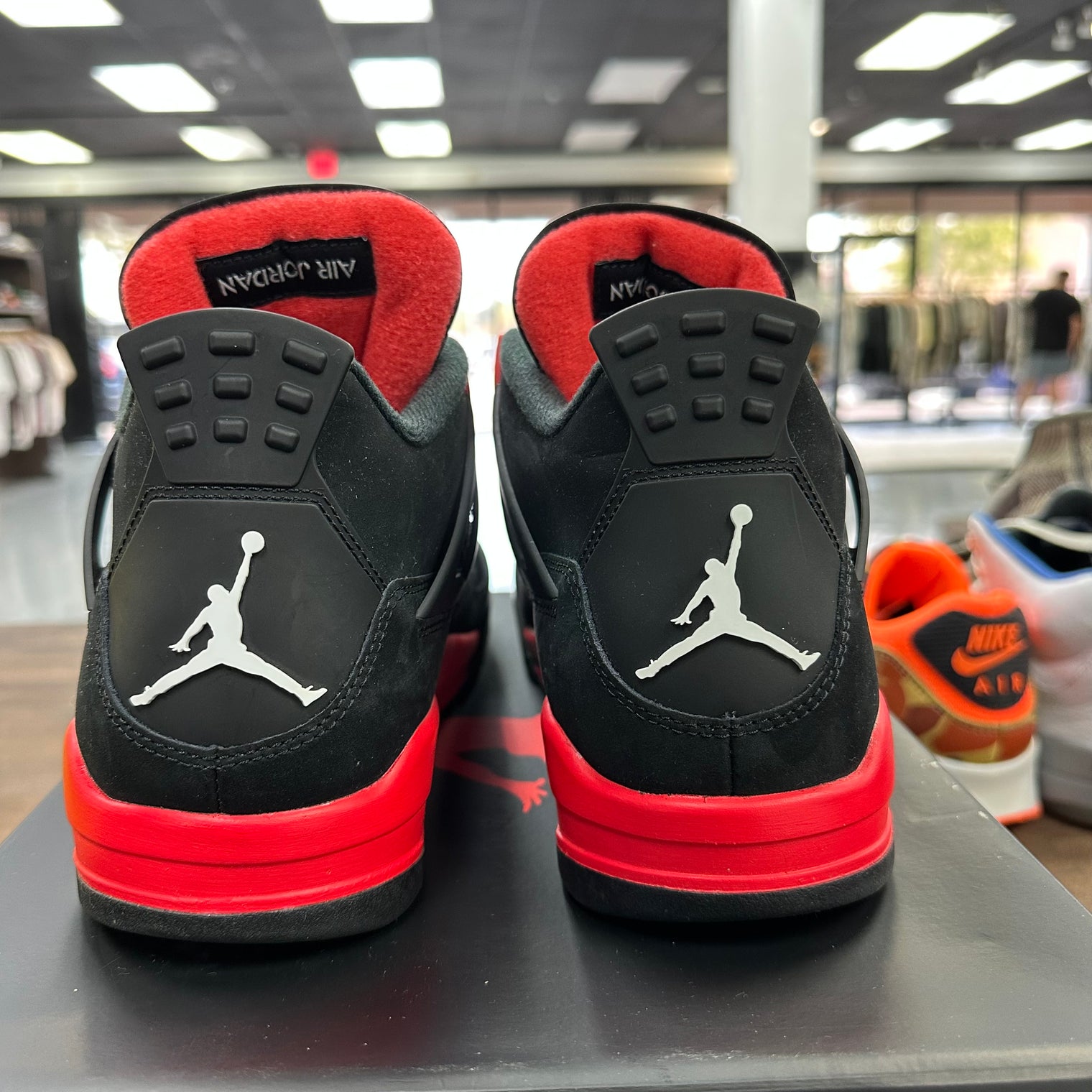 Red Thunder Jordan 4 Retro (USED)