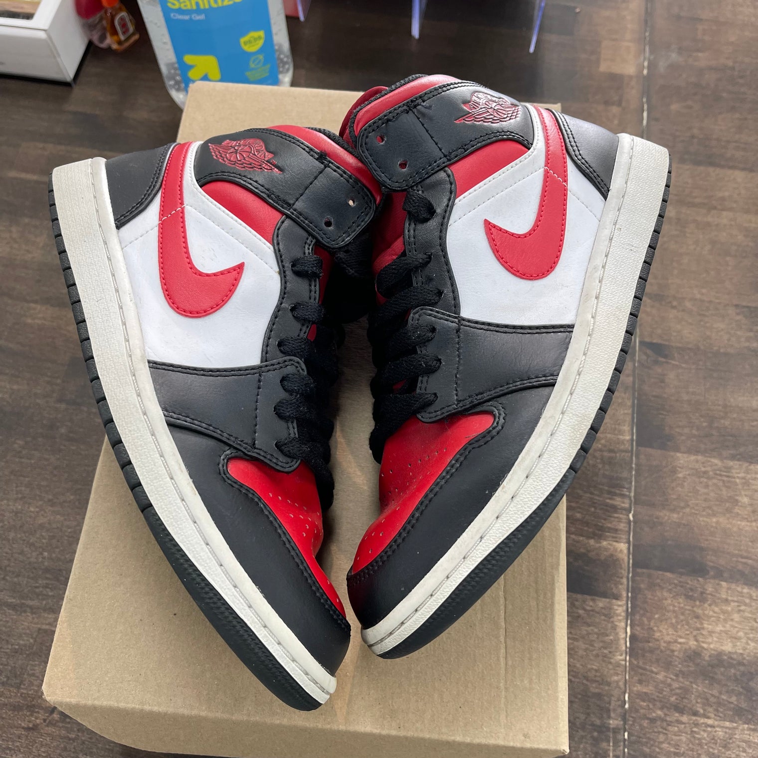 Gym Red Jordan 1 Mid (USED, No Box)