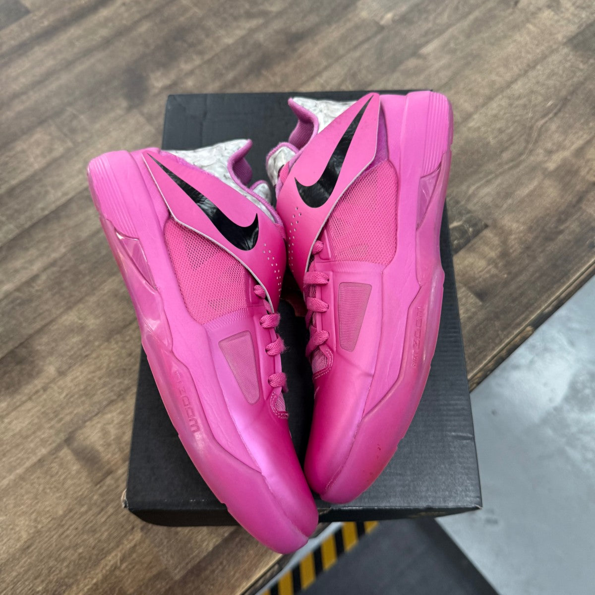 Nike KD 4 Aunt Pearl (2024) - Image 1