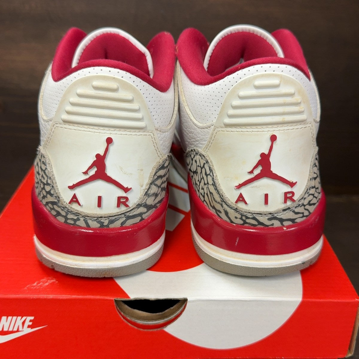 Jordan 3 Retro Cardinal Red Size 8 (Pre-Owned) - Image 5