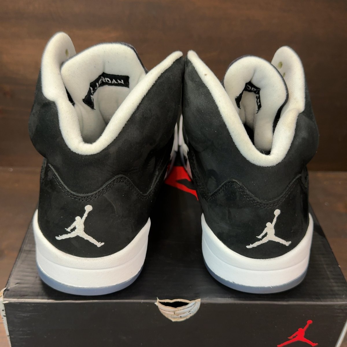 Jordan 5 Retro Oreo (2013) Size 8.5 (Pre-Owned) - aux