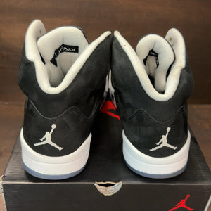 Jordan 5 Retro Oreo (2013) Size 8.5 (Pre-Owned) - aux