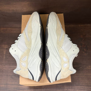 adidas Yeezy Boost 700 Salt Size 9 (Pre-Owned) - Image 6