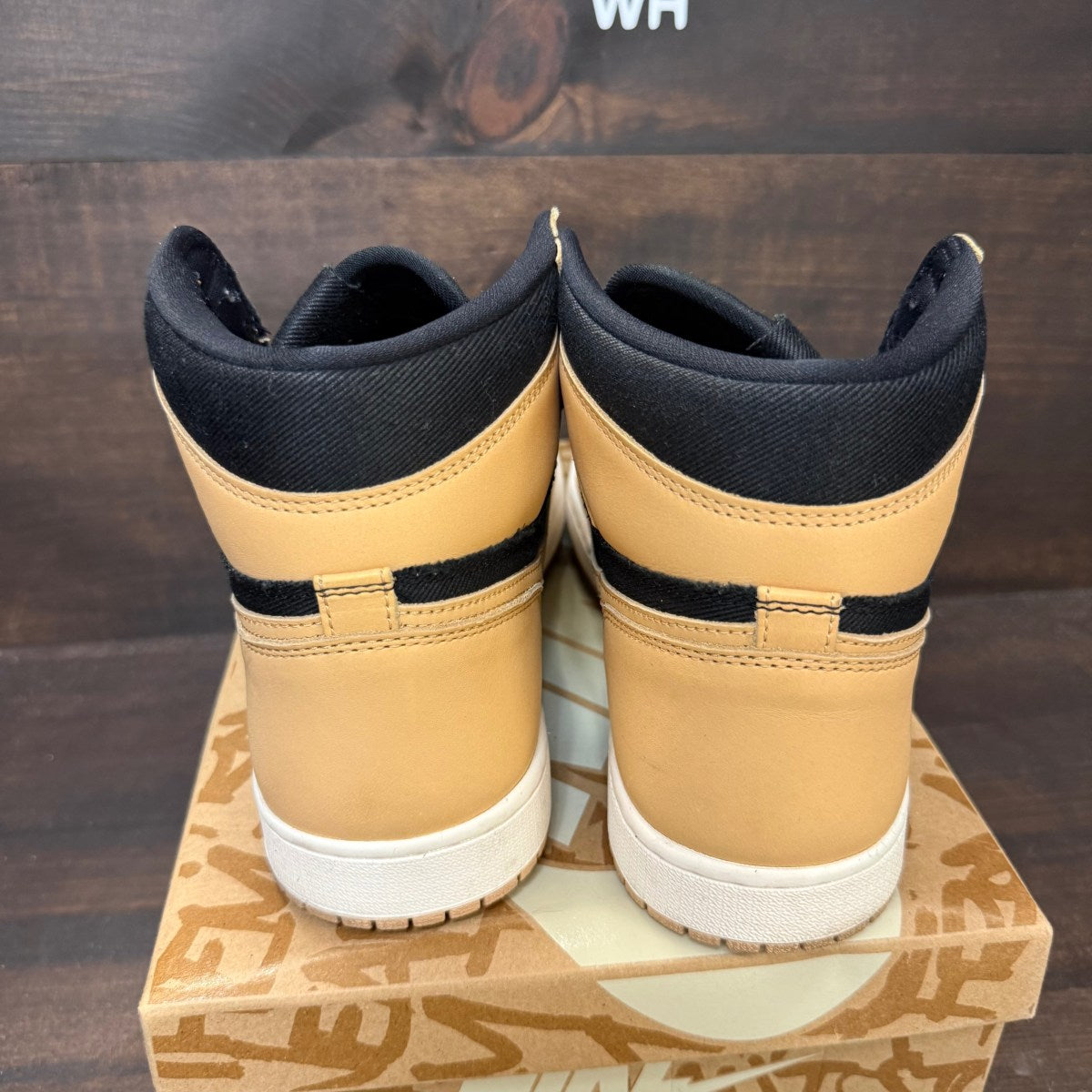 Jordan 1 Retro High OG Heirloom - Image 3