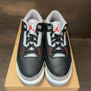 Jordan 3 Retro Black Cement (2024) (GS) Size 5.5Y (Pre-Owned) - Image 3