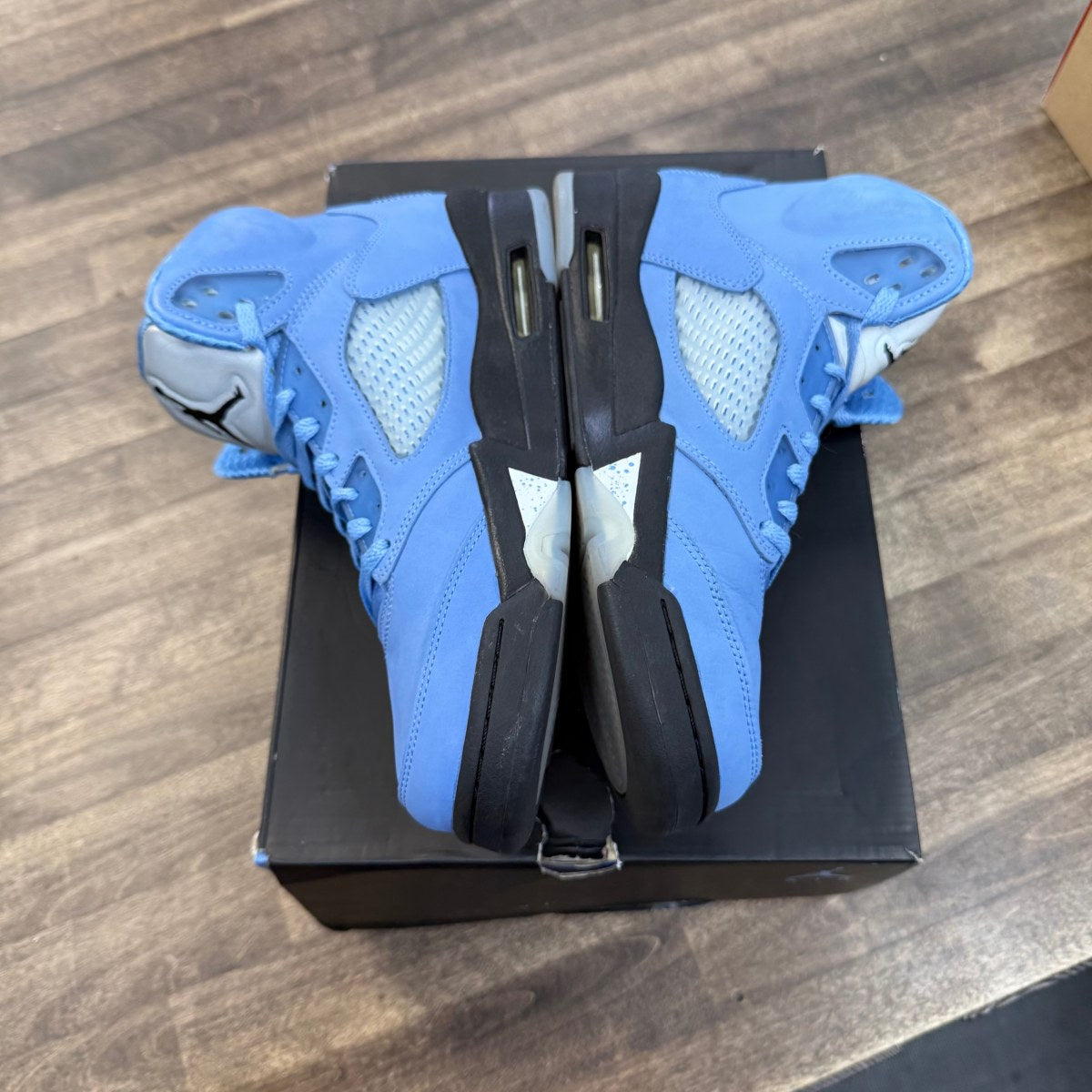 Jordan 5 Retro UNC University Blue - Image 3