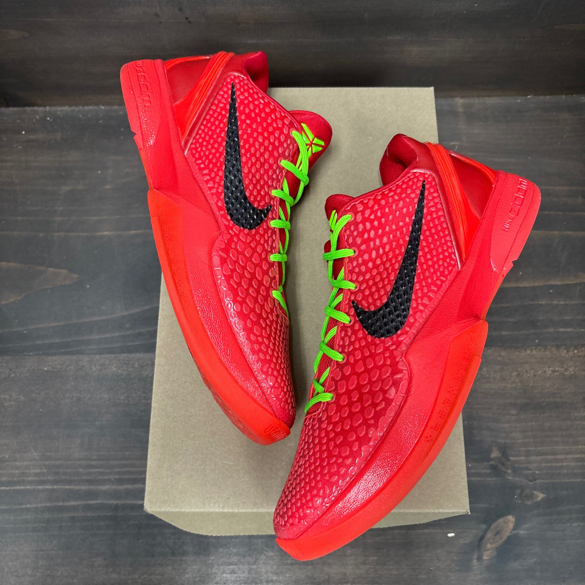 Nike Kobe 6 Protro Reverse Grinch Size 11 (Pre-Owned) - Image 2