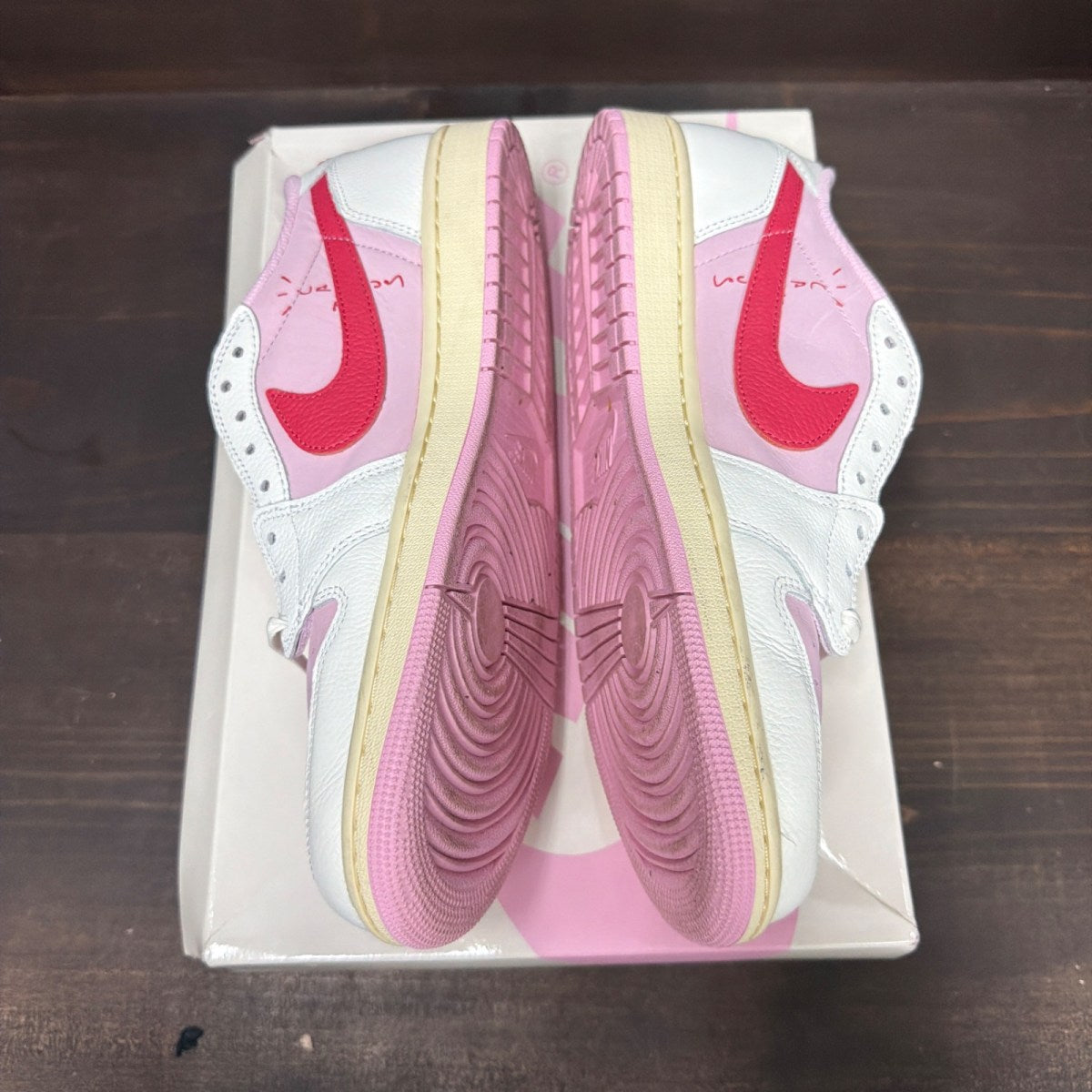 Jordan 1 Retro Low OG SP Travis Scott Sail Tropical Pink - Image 6