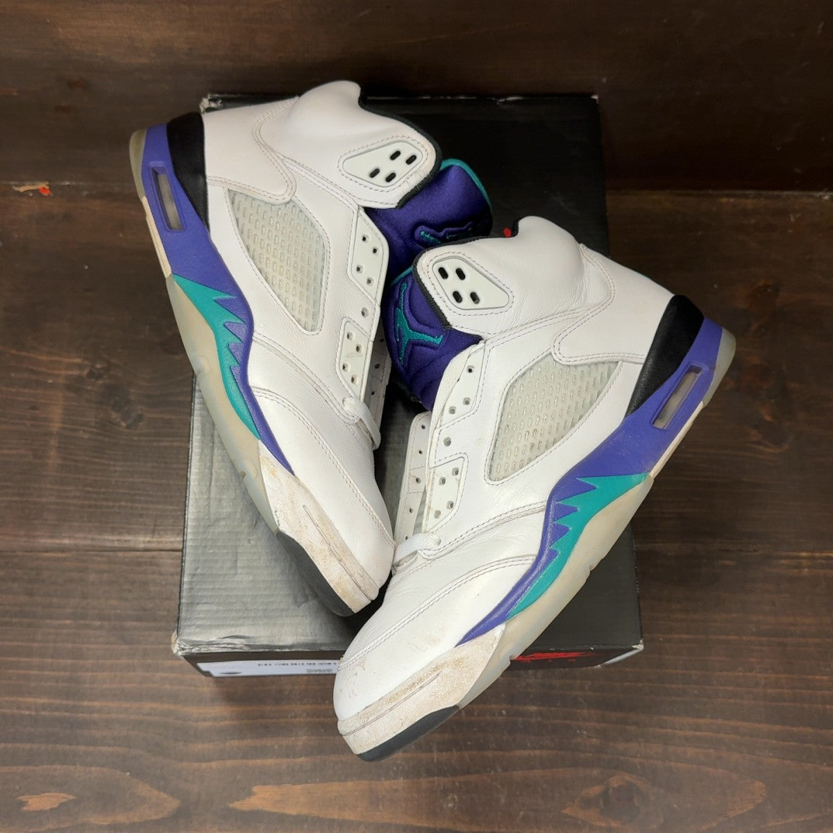 Jordan 5 Retro Grape (2025) Size 10 (Pre-Owned) - back