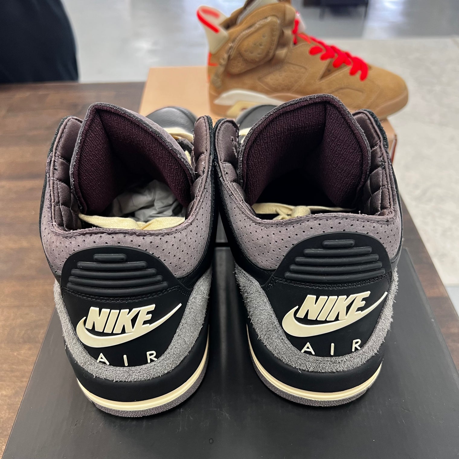 A Ma Maniere While Your Sleeping Jordan 3 (W) (USED)