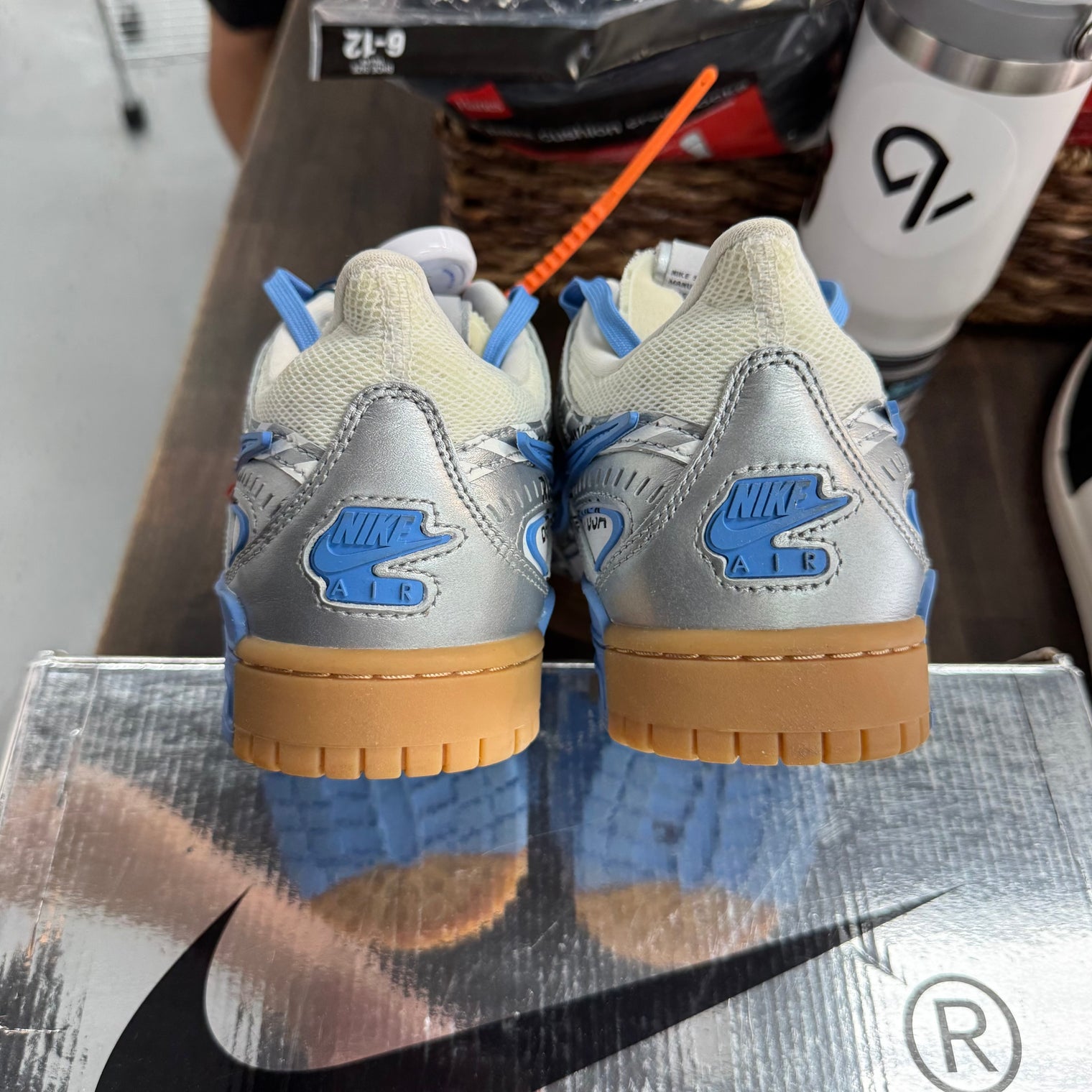 Off-White UNC Rubber Dunk Low (USED)