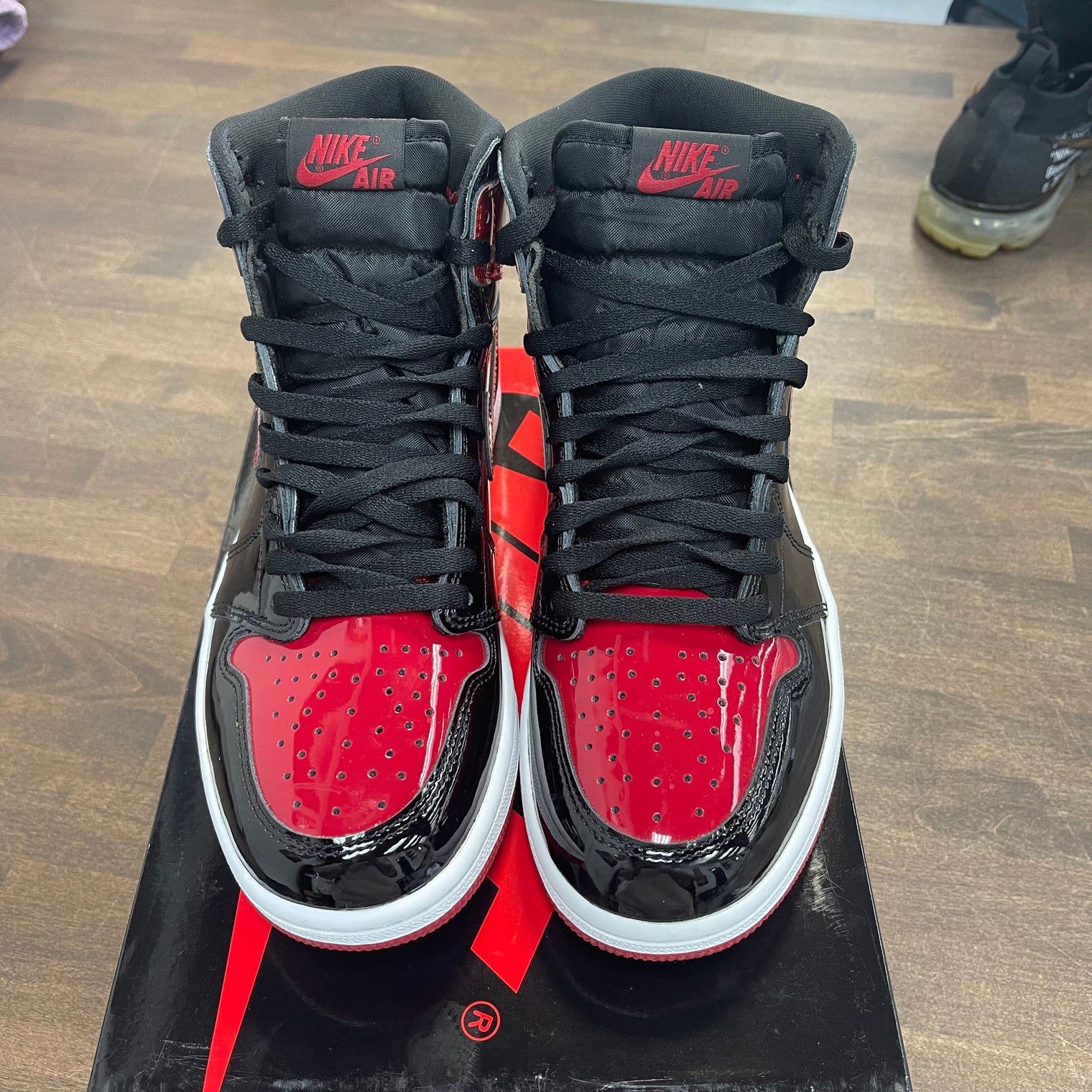 Patent Bred Jordan 1 High (USED)