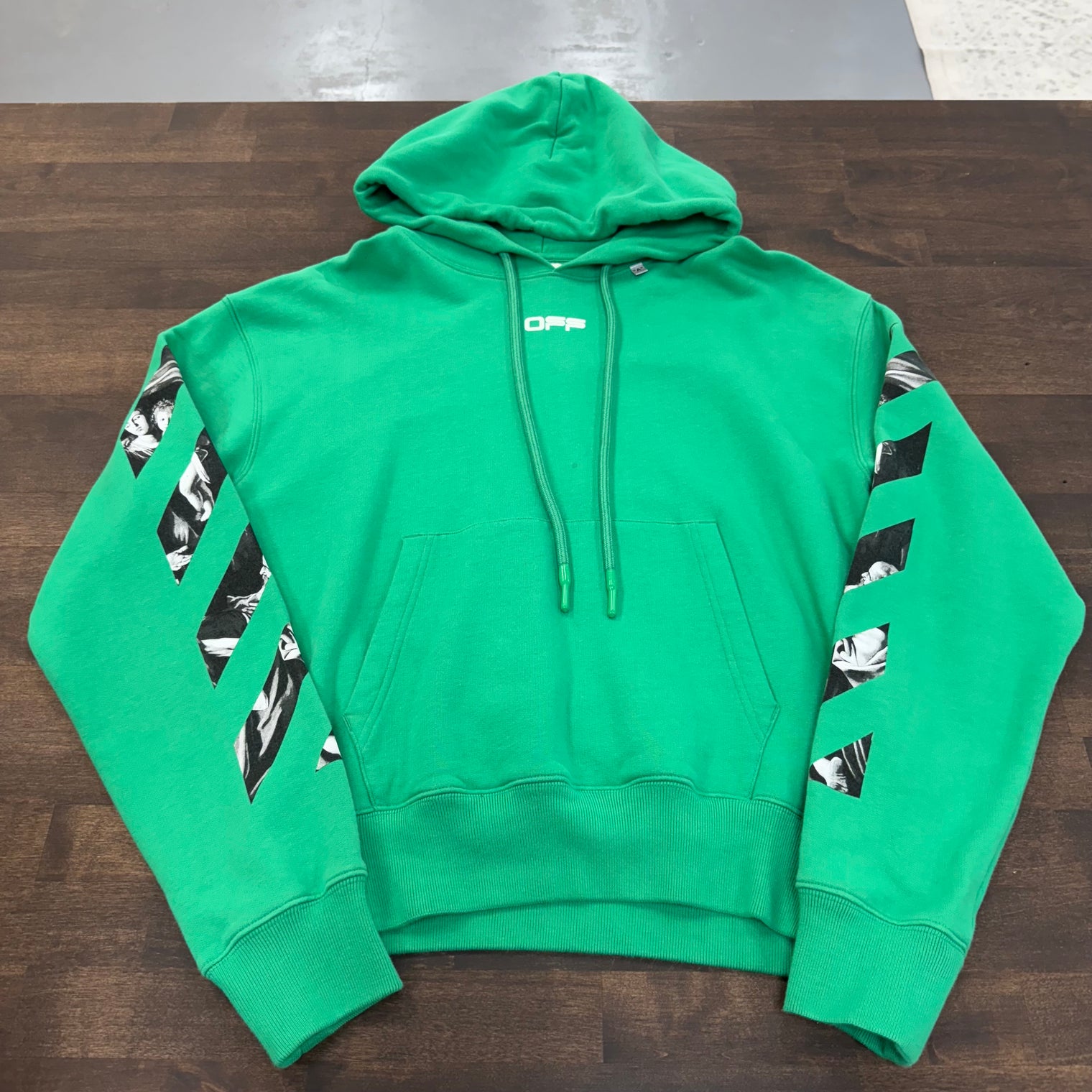 Caravaggio Square Off-White Over Hoodie Green SS20 (USED)