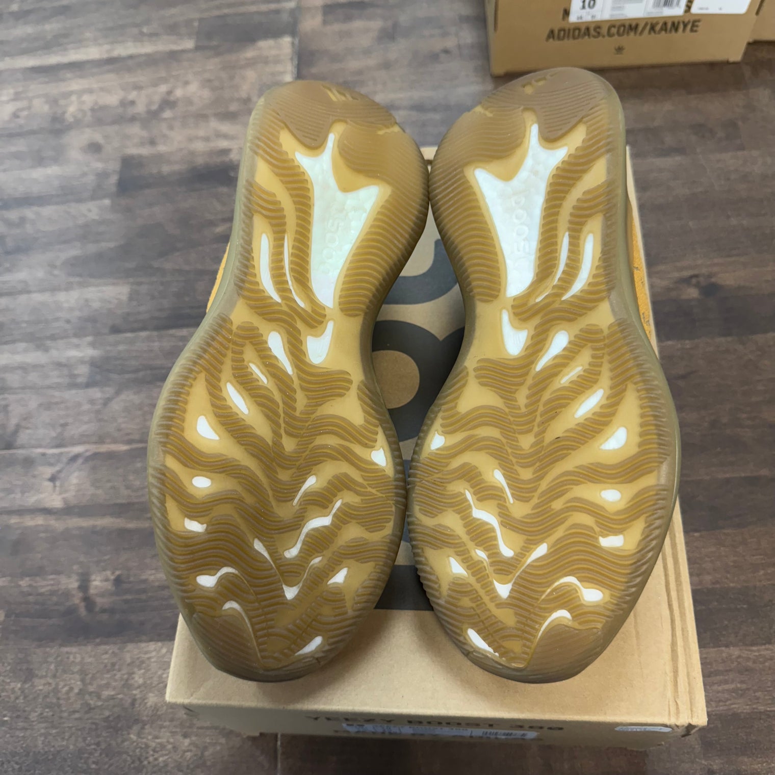Blue Oat Yeezy 380 (USED)