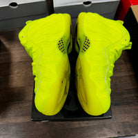 Volt Foamposite One (USED)