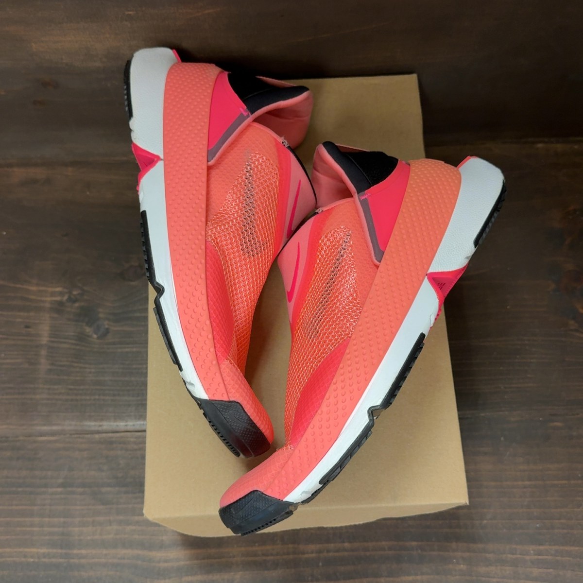 Nike Go FlyEase Pink Gaze Size 10 (Pre-Owned) - Image 2