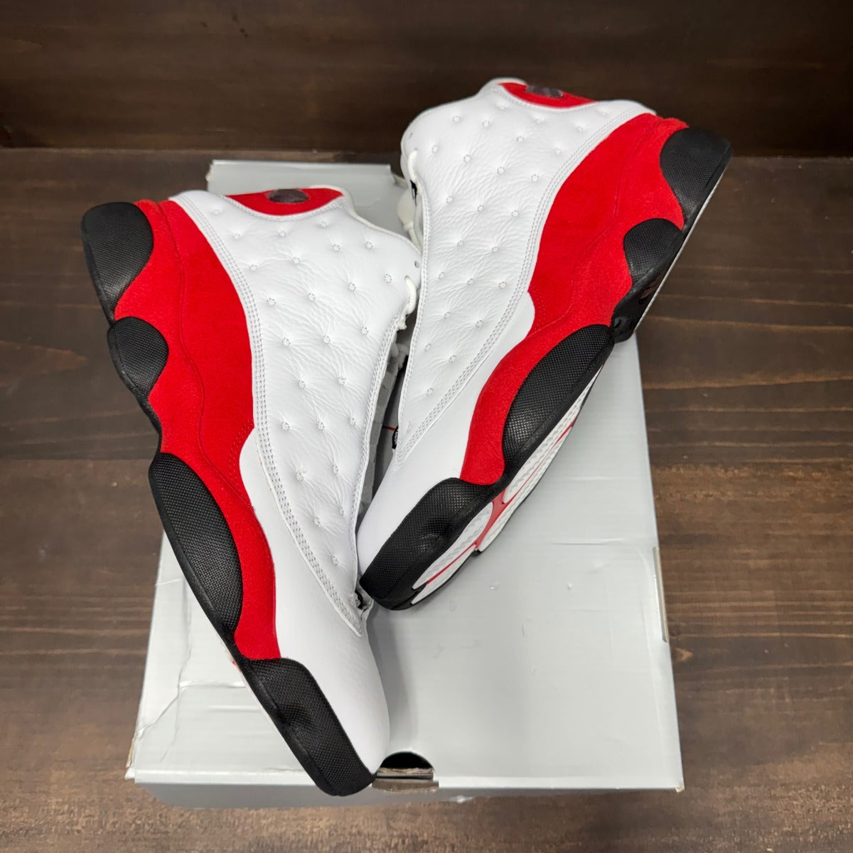 Jordan 13 Retro OG Chicago (2026) - Image 2