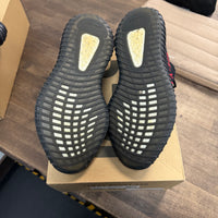 Bred Yeezy 350 (USED)