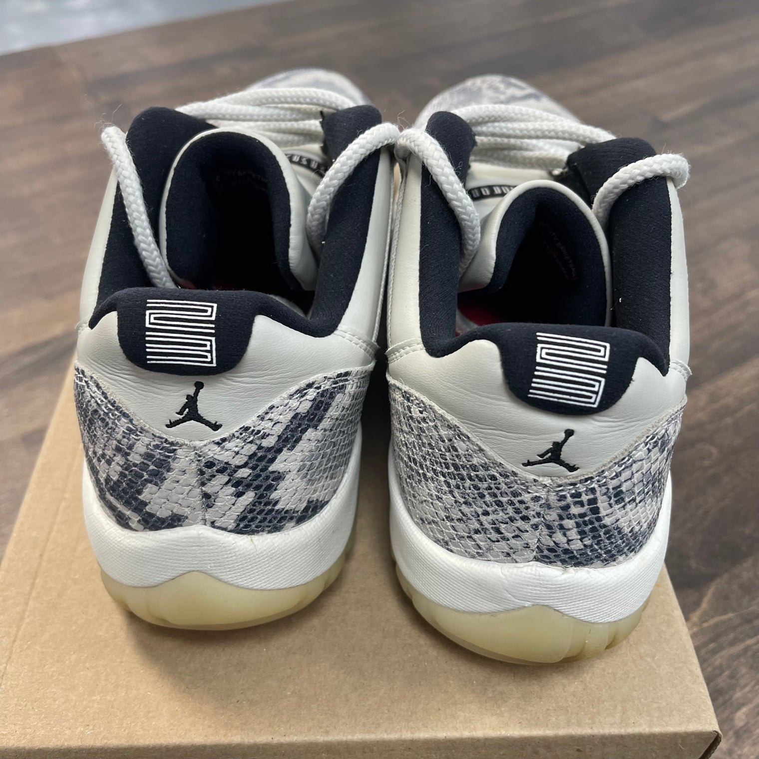 Snake Light Bone Jordan 11 Low (USED,No Box)
