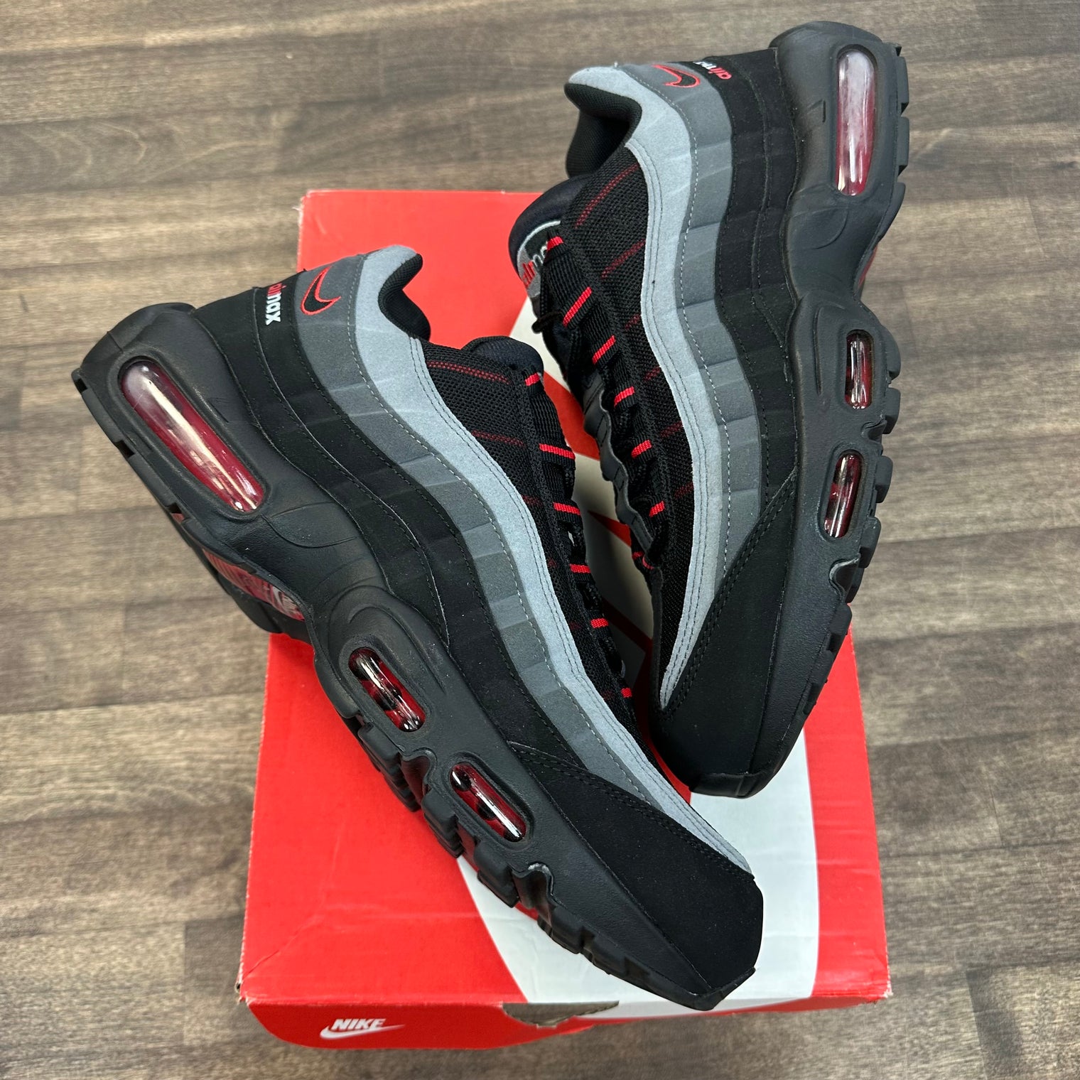 Logo Reverse Chili Air Max 95 (USED)