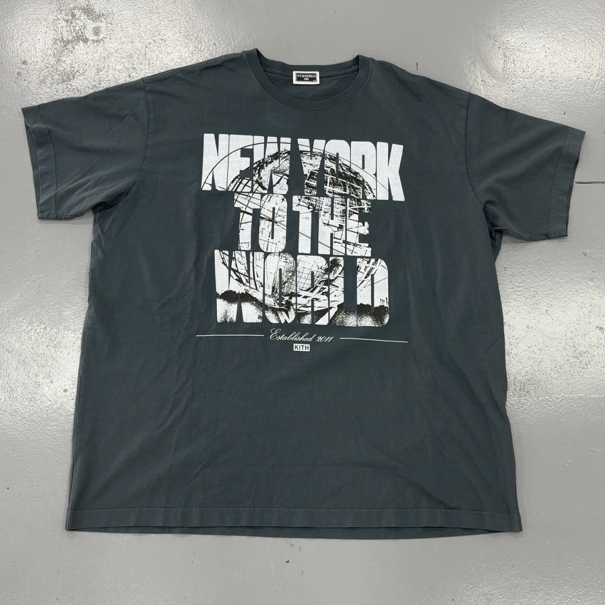 Kith NY to the World Unisphere Vintage Tee 'Nocturnal' Size XXL (Pre-Owned) - Image 1